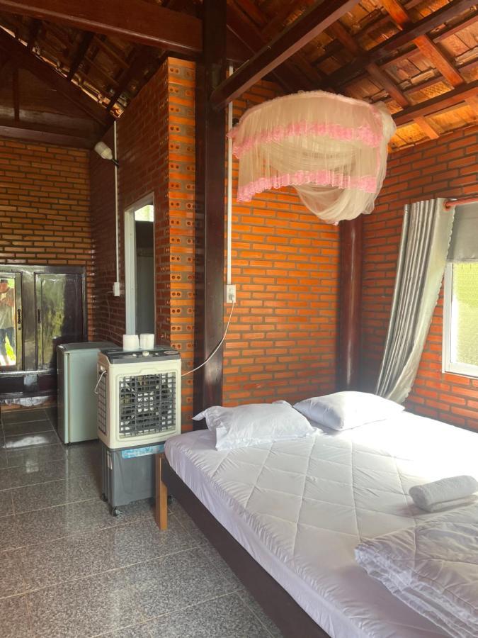 Du Nam Rever Side Cat Tien Exterior foto